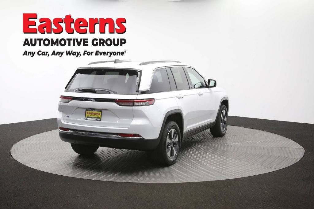 Used 2022 Jeep Grand Cherokee Limited 4xe w/ Luxury Tech Group II AWD/4WD image 44