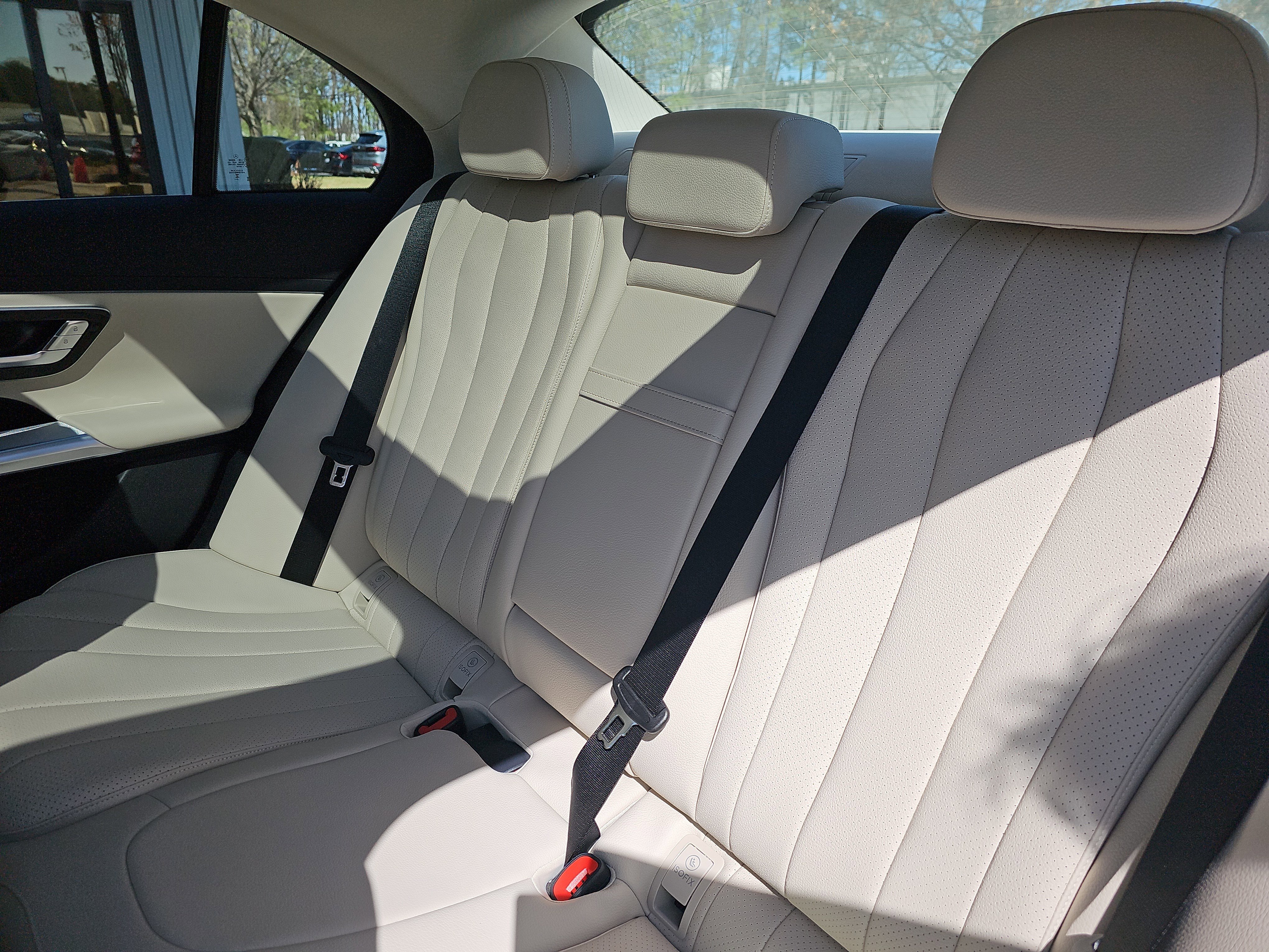 New 2026 Mercedes-Benz E 350 4MATIC Sedan image 15