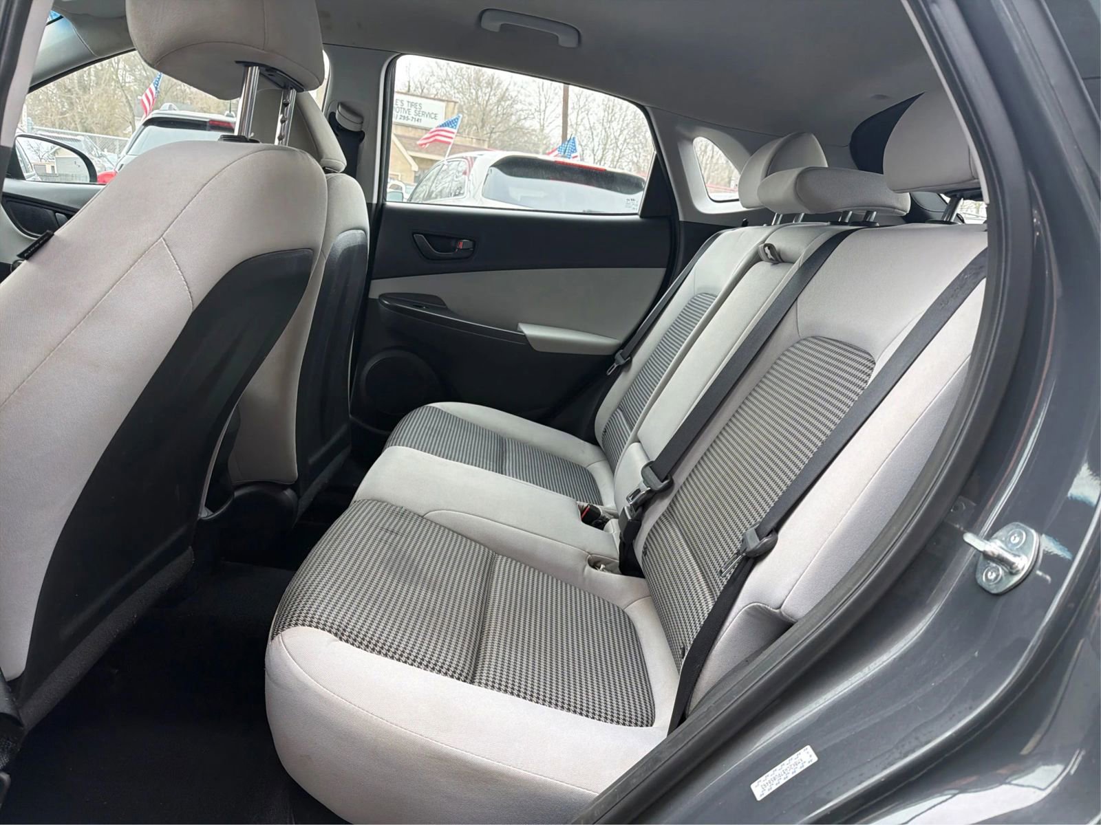 Used 2023 Hyundai Kona SE image 10