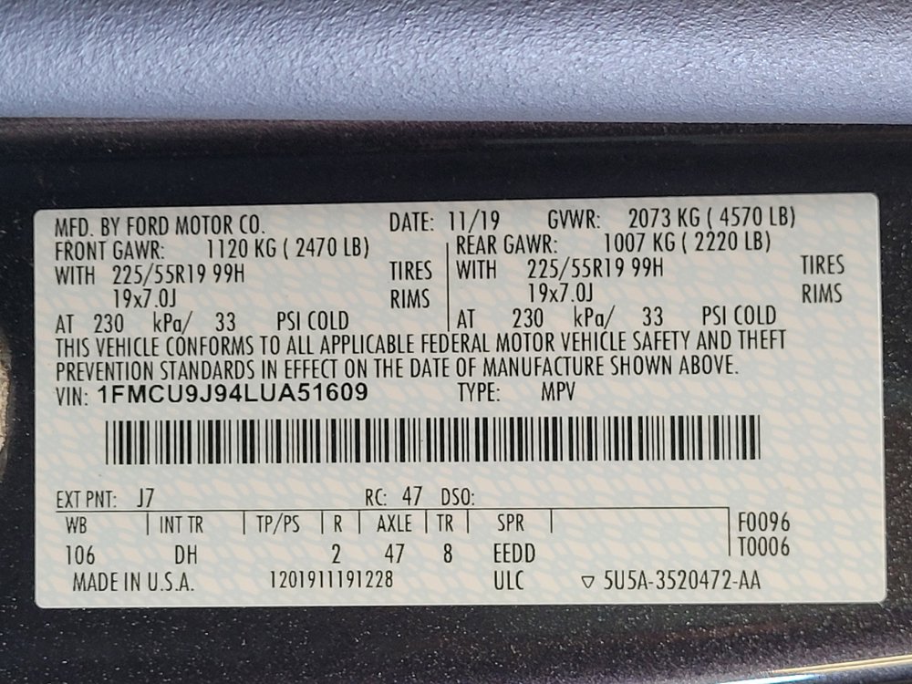 Used 2020 Ford Escape Titanium AWD/4WD image 33