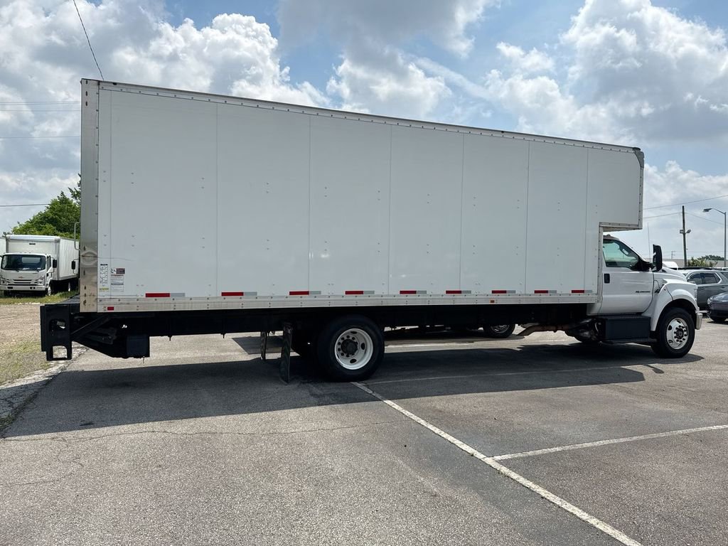 Used 2021 Ford F750 2WD Regular Cab Super Duty image 4