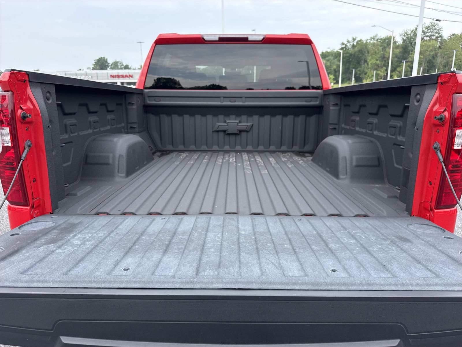 Used 2022 Chevrolet Silverado 1500 LT w/ Bed Protection Package AWD/4WD image 27