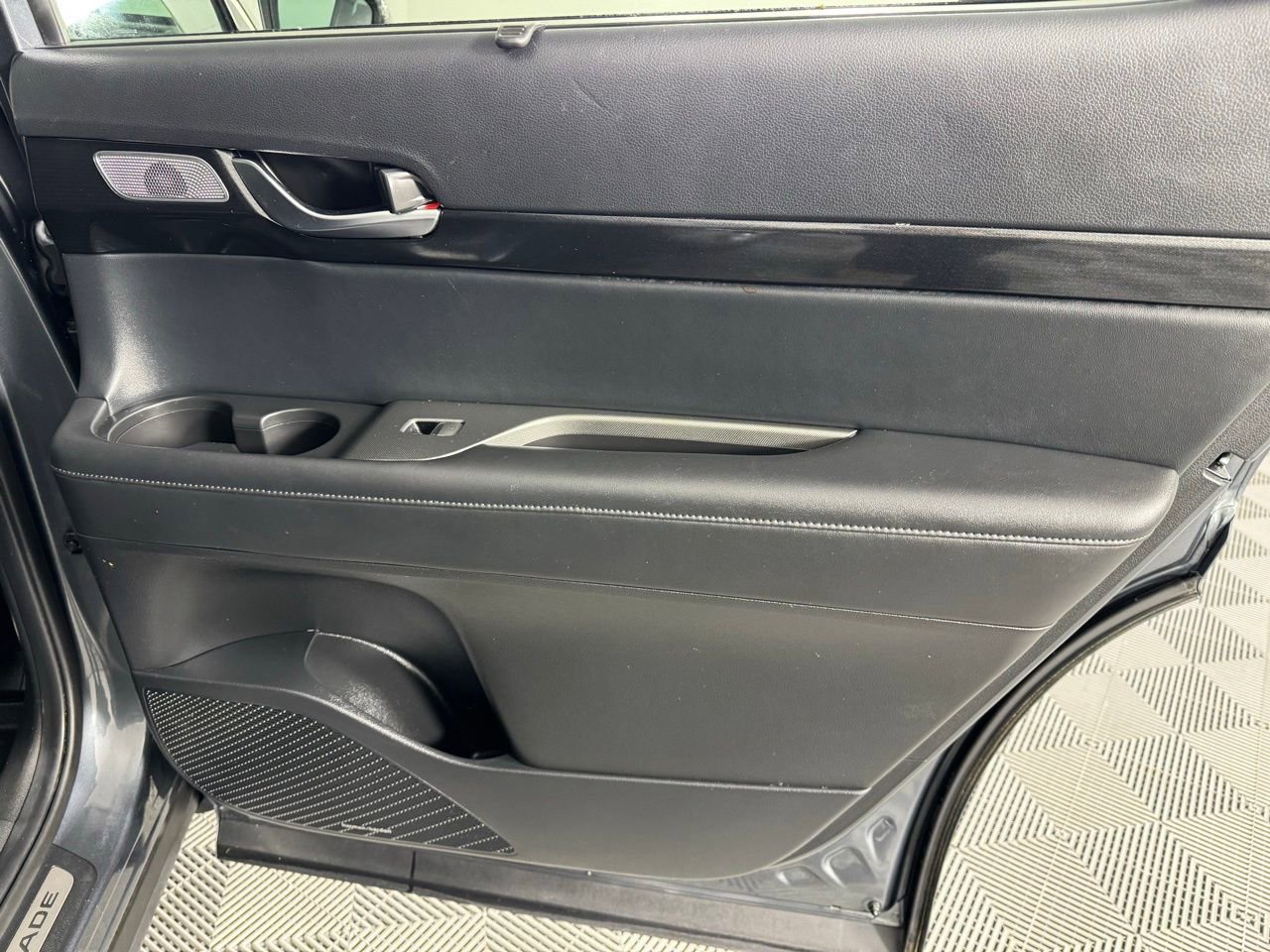 Used 2022 Hyundai Palisade Limited w/ Cargo Package image 29