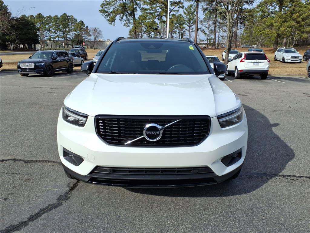 Used 2021 Volvo XC40 T5 R-Design w/ Climate Package image 10