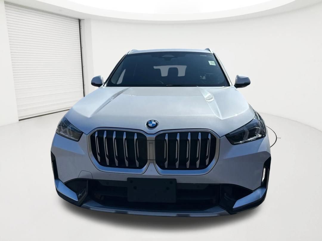 Used 2025 BMW X1 xDrive28i image 2