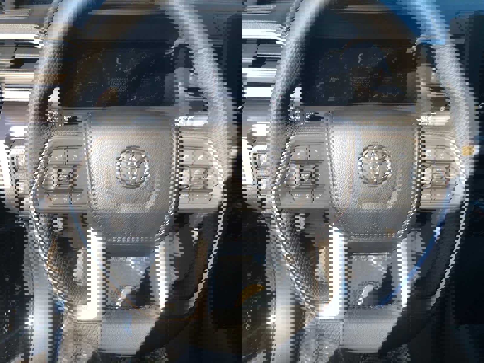 New 2025 Toyota Tacoma TRD Off-Road image 10