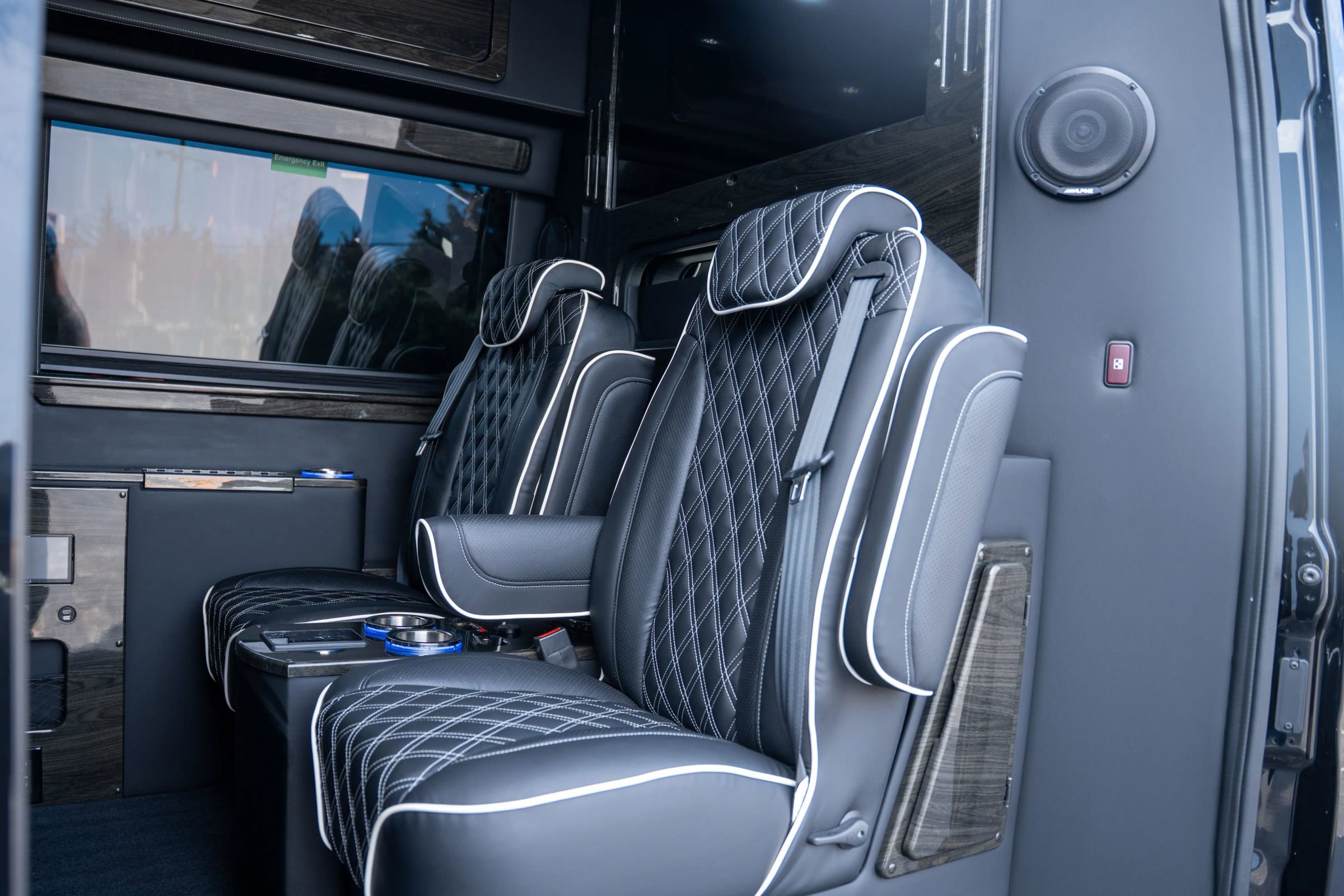 Used 2024 Mercedes-Benz Sprinter 3500 image 19