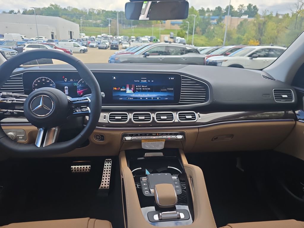 New 2026 Mercedes-Benz GLS 450 4MATIC image 12