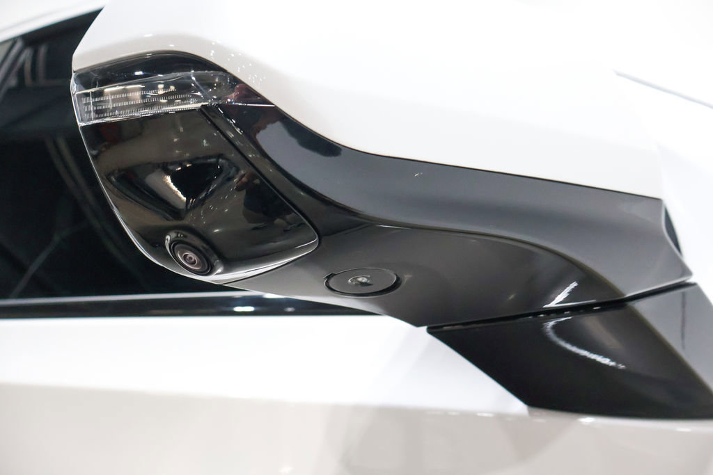 Used 2025 Cadillac Escalade V w/ LPO, Floor Liner Package image 95