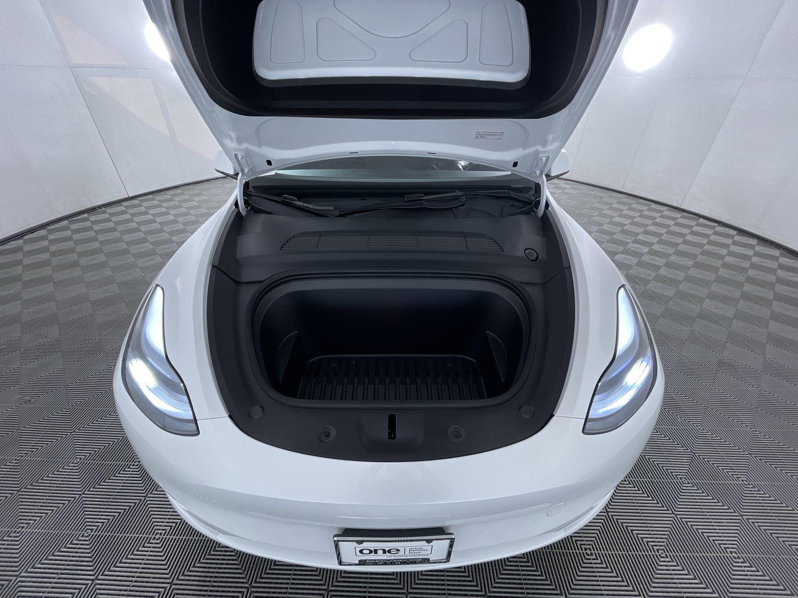 Used 2025 Tesla Model Y Performance AWD/4WD image 27
