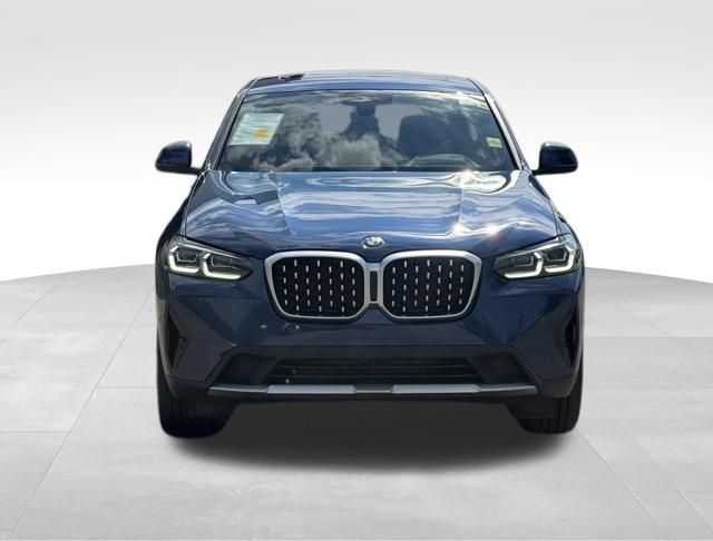 Certified 2025 BMW X4 xDrive30i AWD/4WD image 13