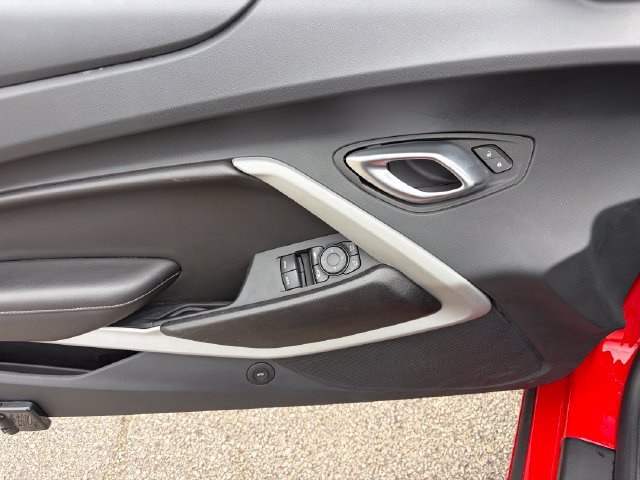 Used 2024 Chevrolet Camaro LT RWD image 12