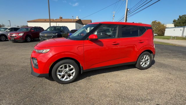 Used 2022 Kia Soul S FWD image 4