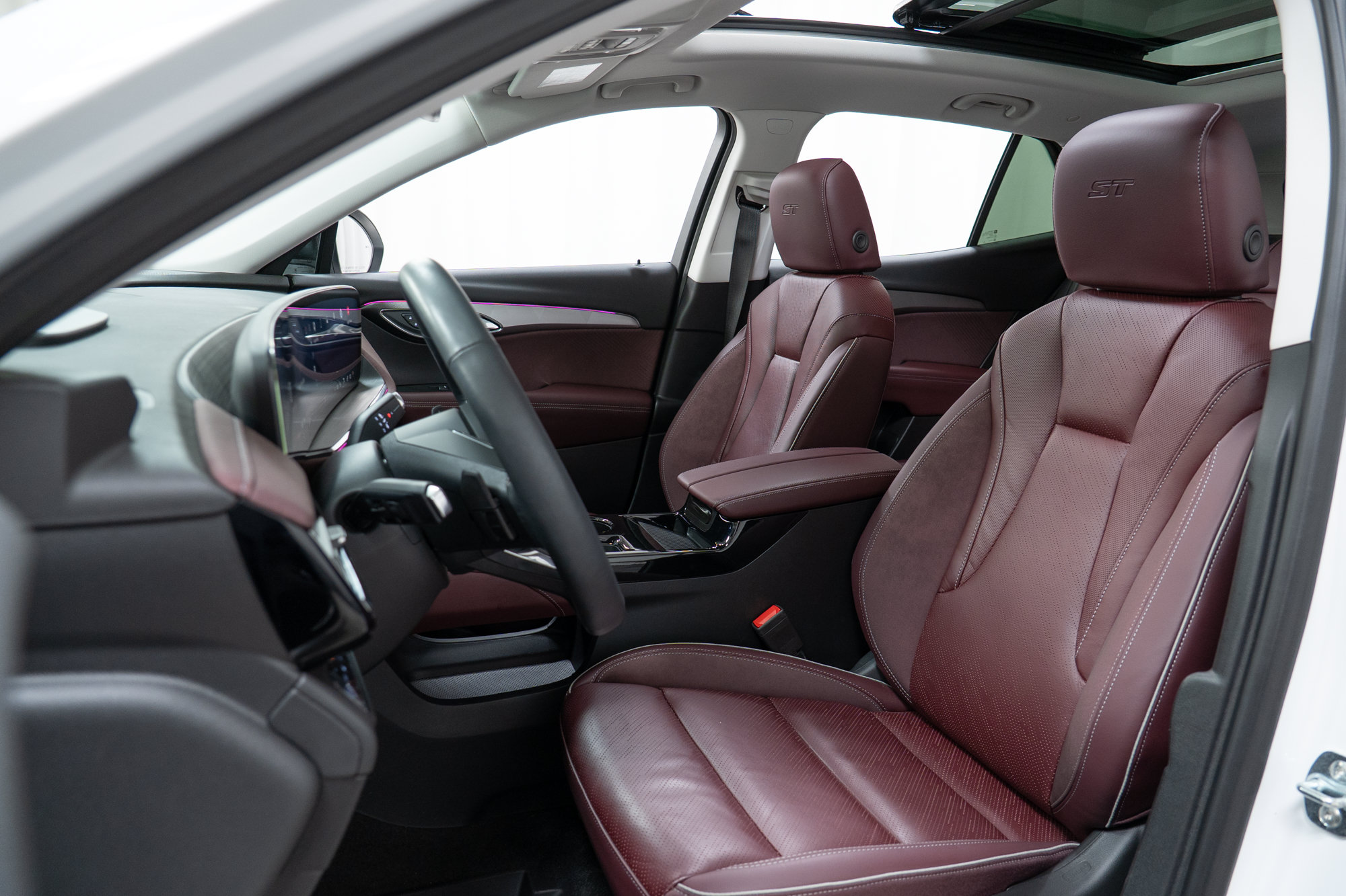 Used 2026 Buick Envision Sport Touring AWD/4WD image 13