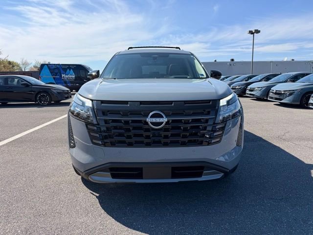 New 2026 Nissan Pathfinder Platinum w/ Cargo Package image 3