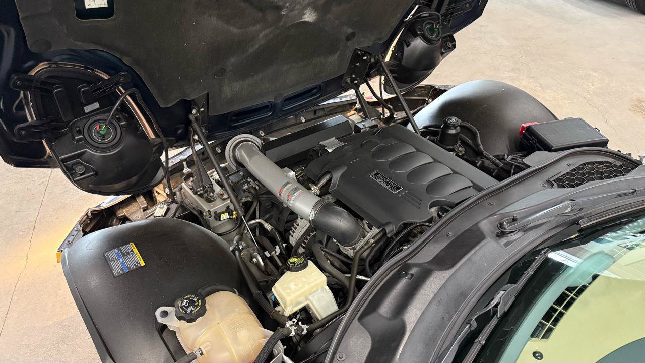 Used 2006 Pontiac Solstice Convertible w/ Premium Package RWD image 50