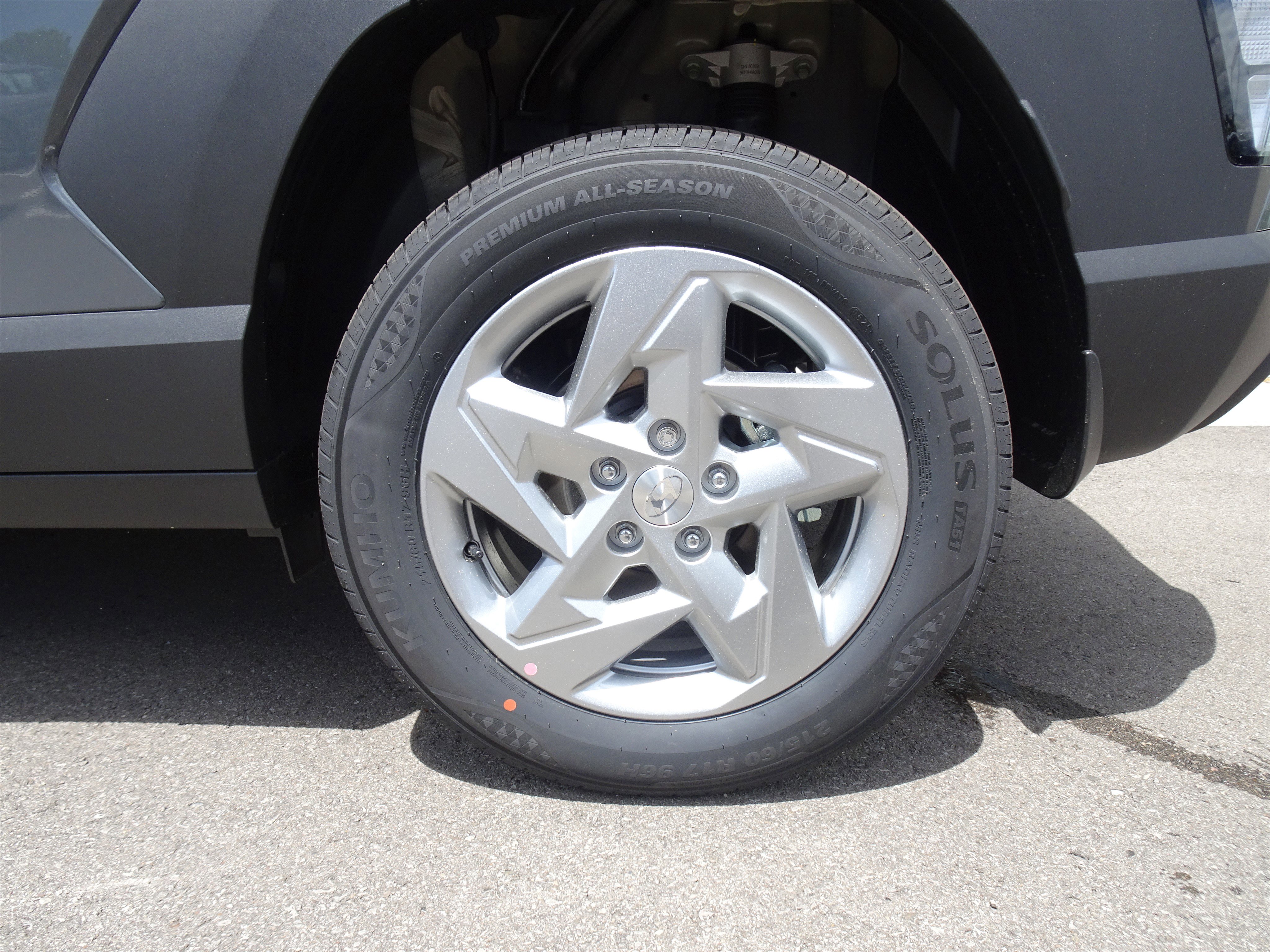 New 2025 Hyundai Kona SE image 16