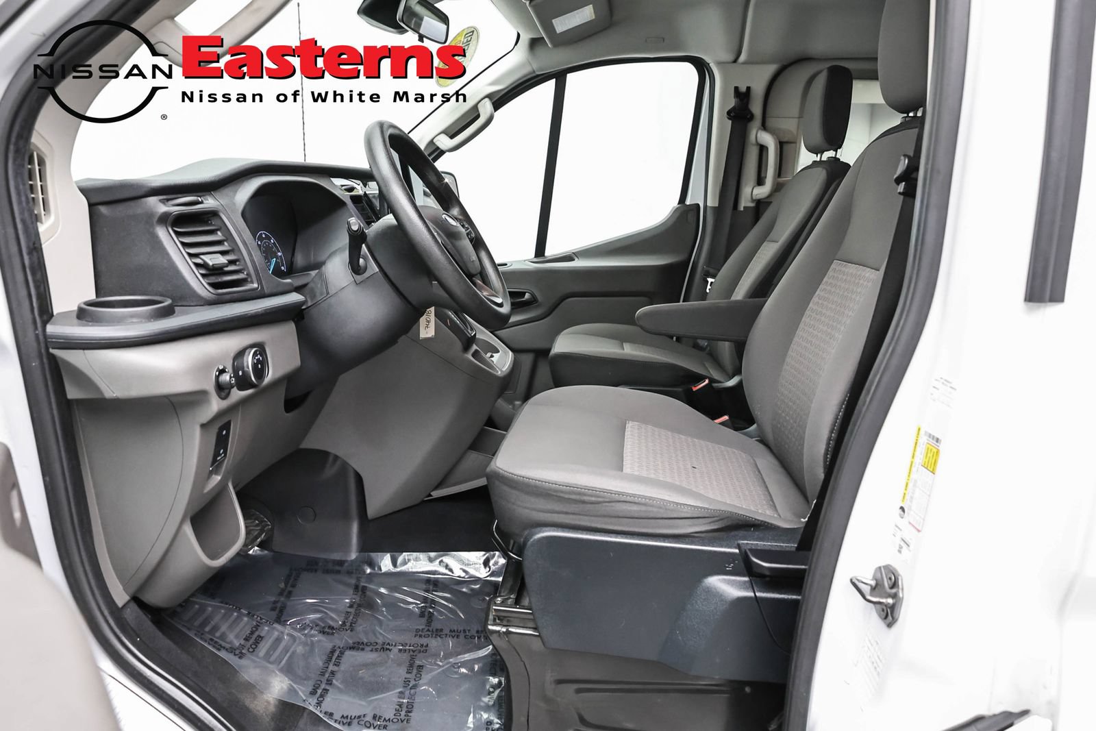 Used 2023 Ford Transit 350 XLT RWD image 14