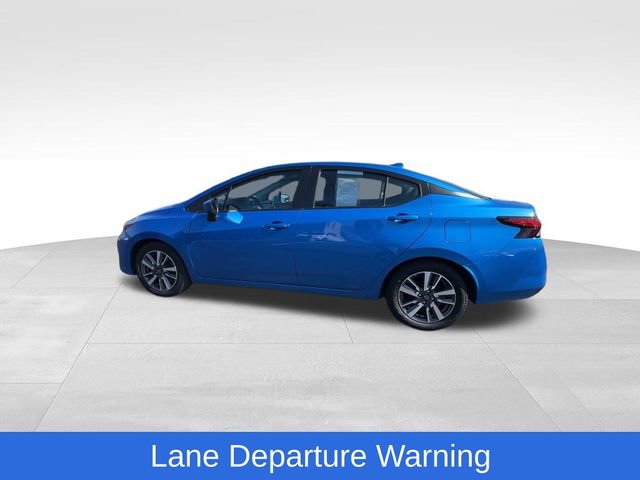 Used 2023 Nissan Versa SV image 6