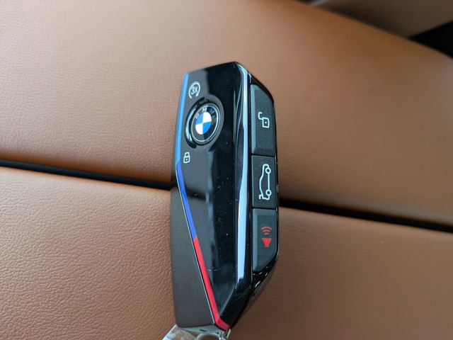 New 2026 BMW X7 M60i image 31