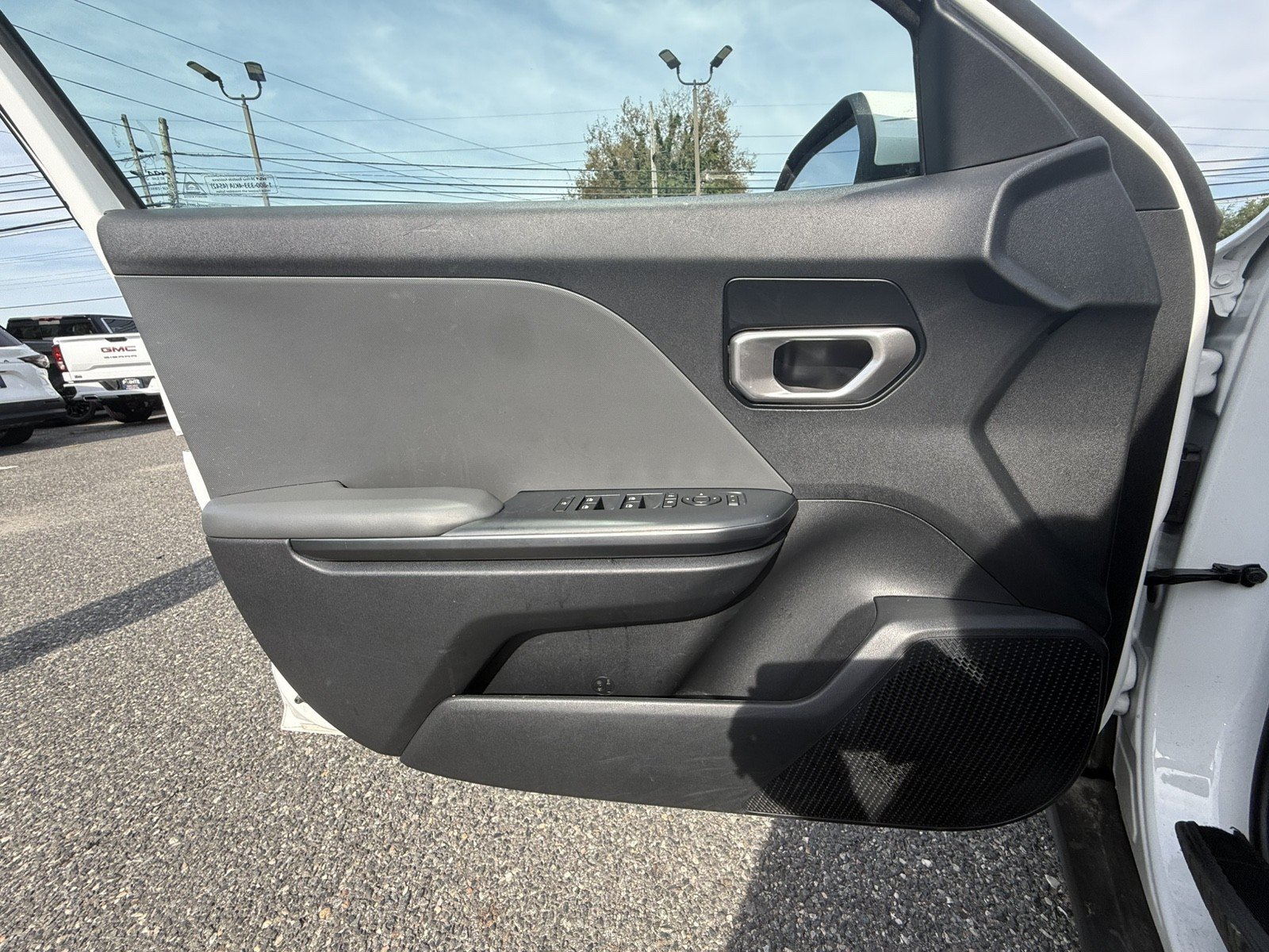 Used 2025 Kia K4 FWD image 25
