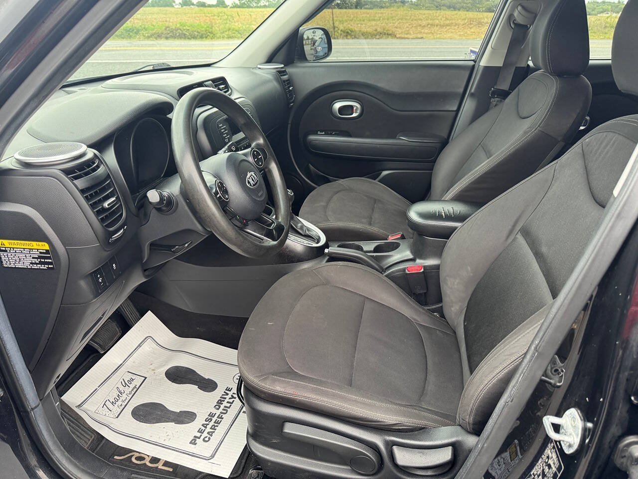 Used 2015 Kia Soul FWD image 18