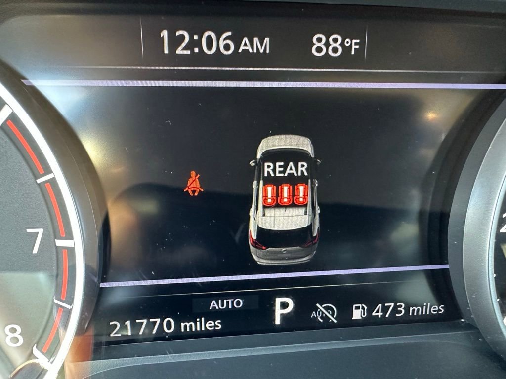 Used 2024 Nissan Rogue SV image 5