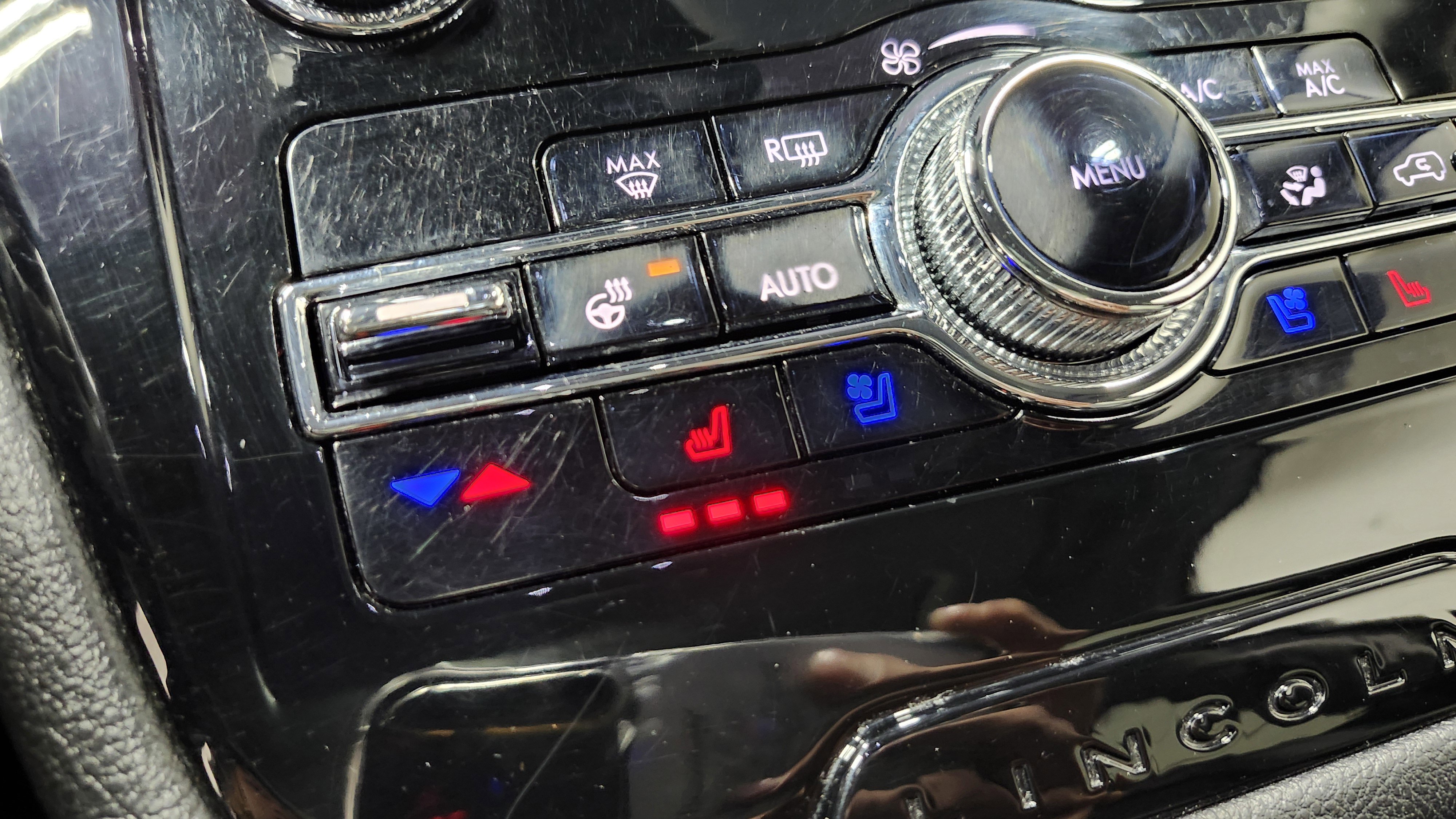 Used 2021 Lincoln Corsair AWD w/ Premium Package image 10