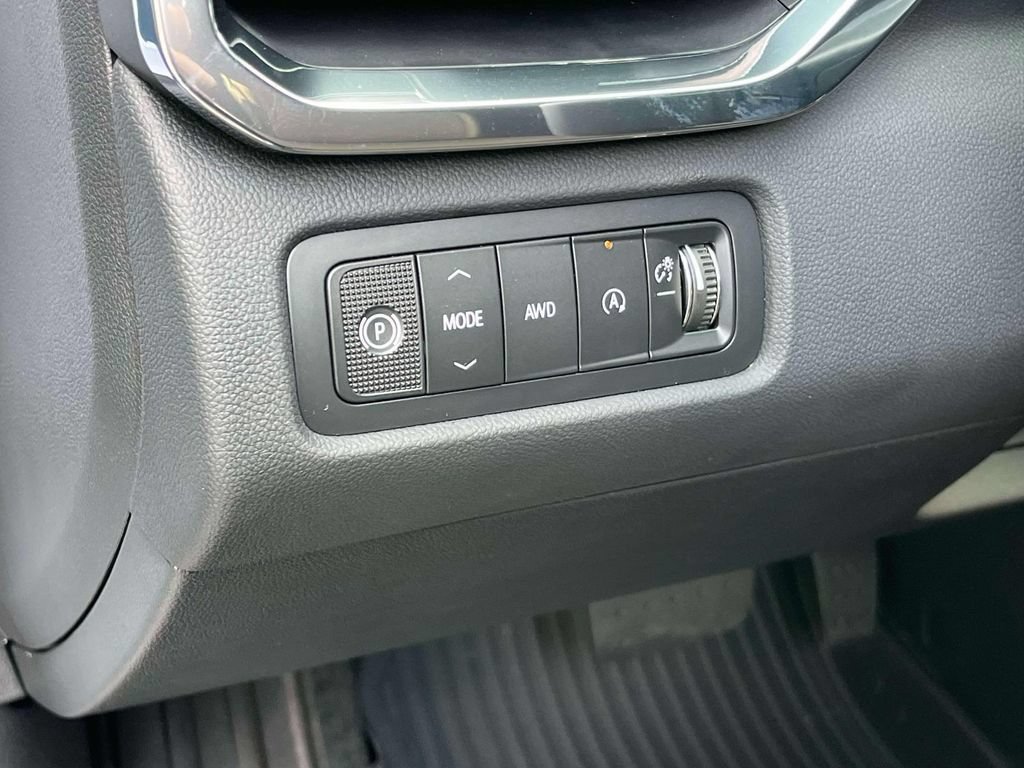New 2027 GMC Acadia Denali Ultimate w/ LPO, Floor Liner Package AWD/4WD image 26