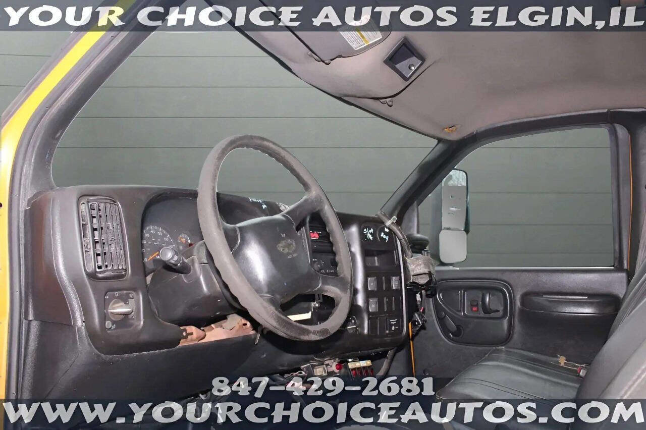 Used 2006 Chevrolet Kodiak C4500 2WD Regular Cab image 17