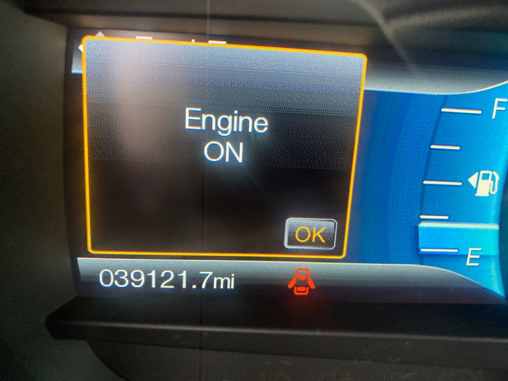 Used 2017 Ford Fusion SE w/ Fusion SE Technology Package image 20