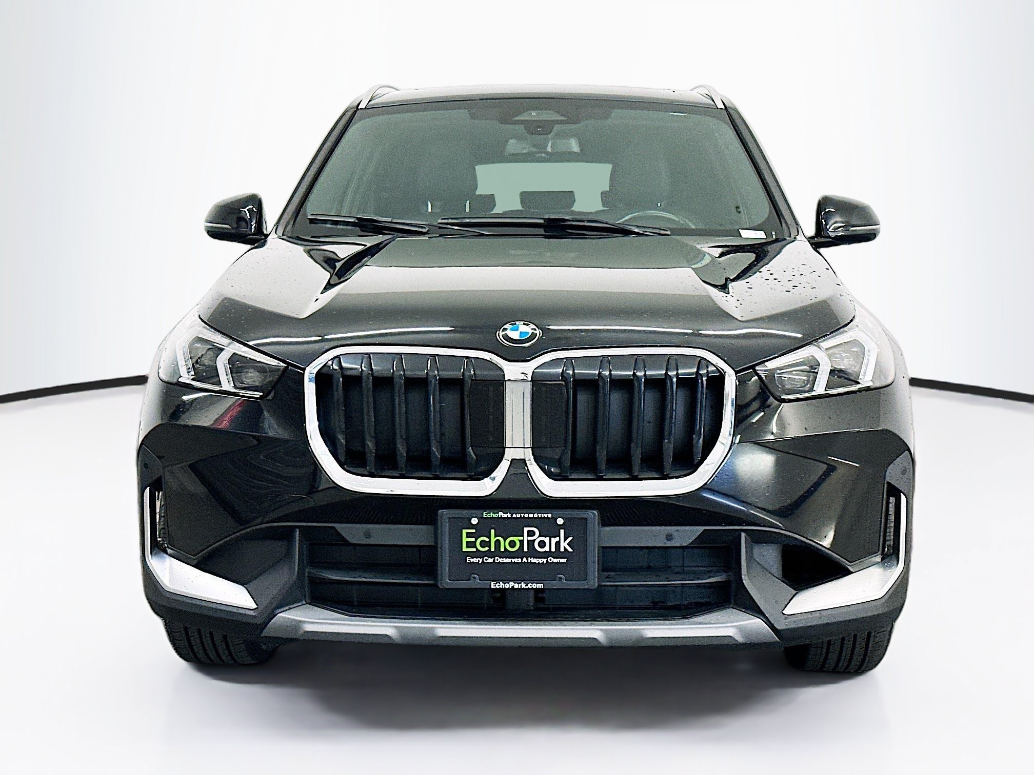 Used 2023 BMW X1 xDrive28i AWD/4WD image 2