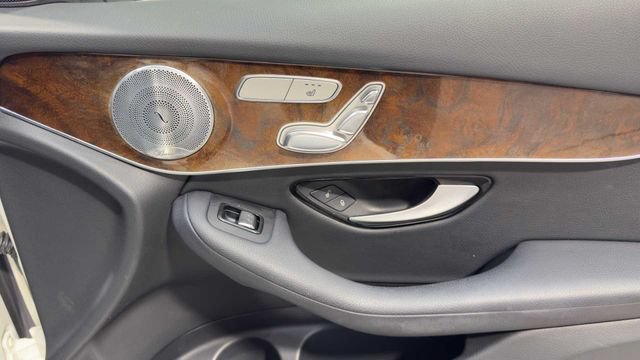 Used 2017 Mercedes-Benz GLC 300 4MATIC Coupe image 13