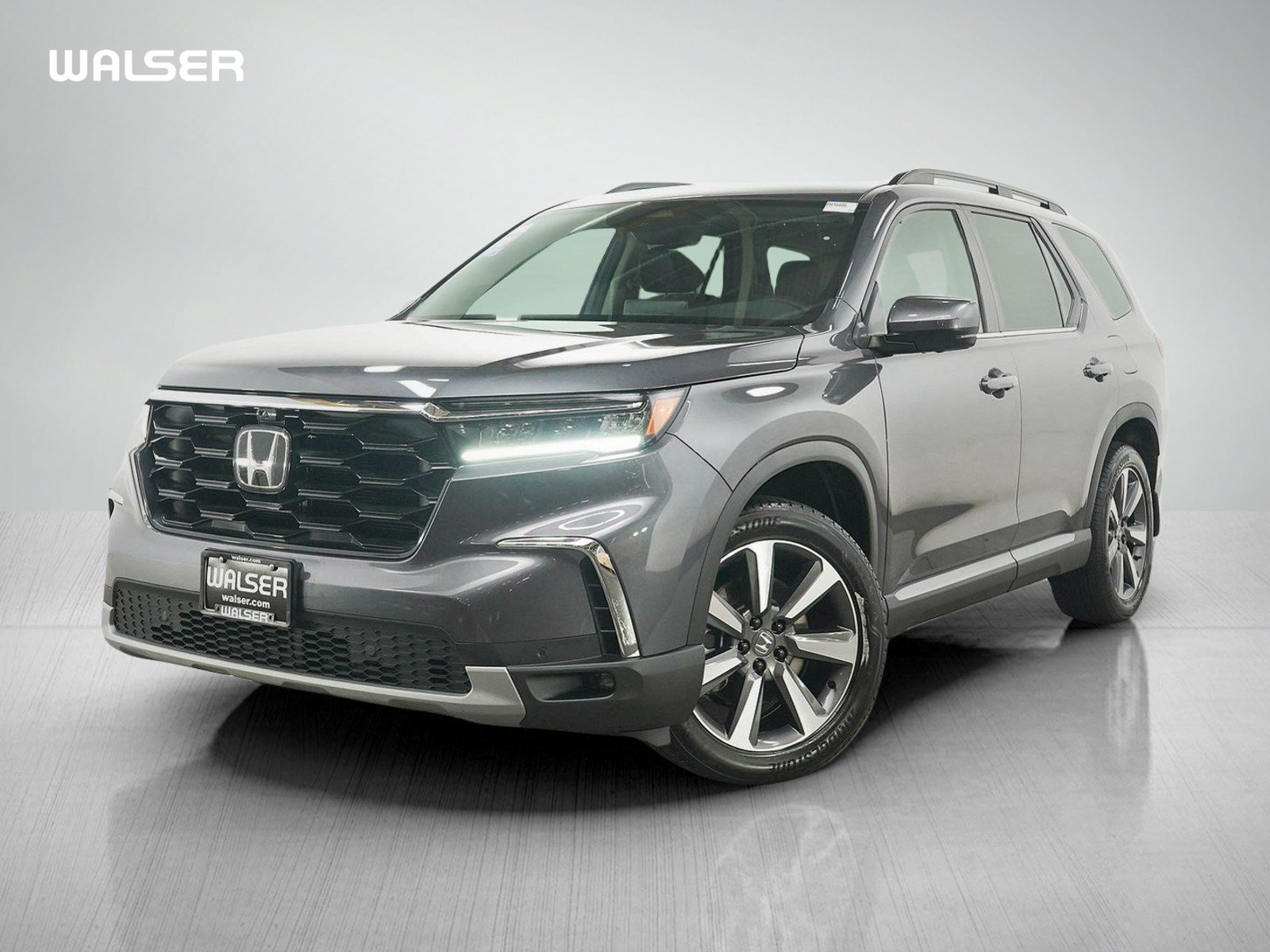 Used 2024 Honda Pilot Elite