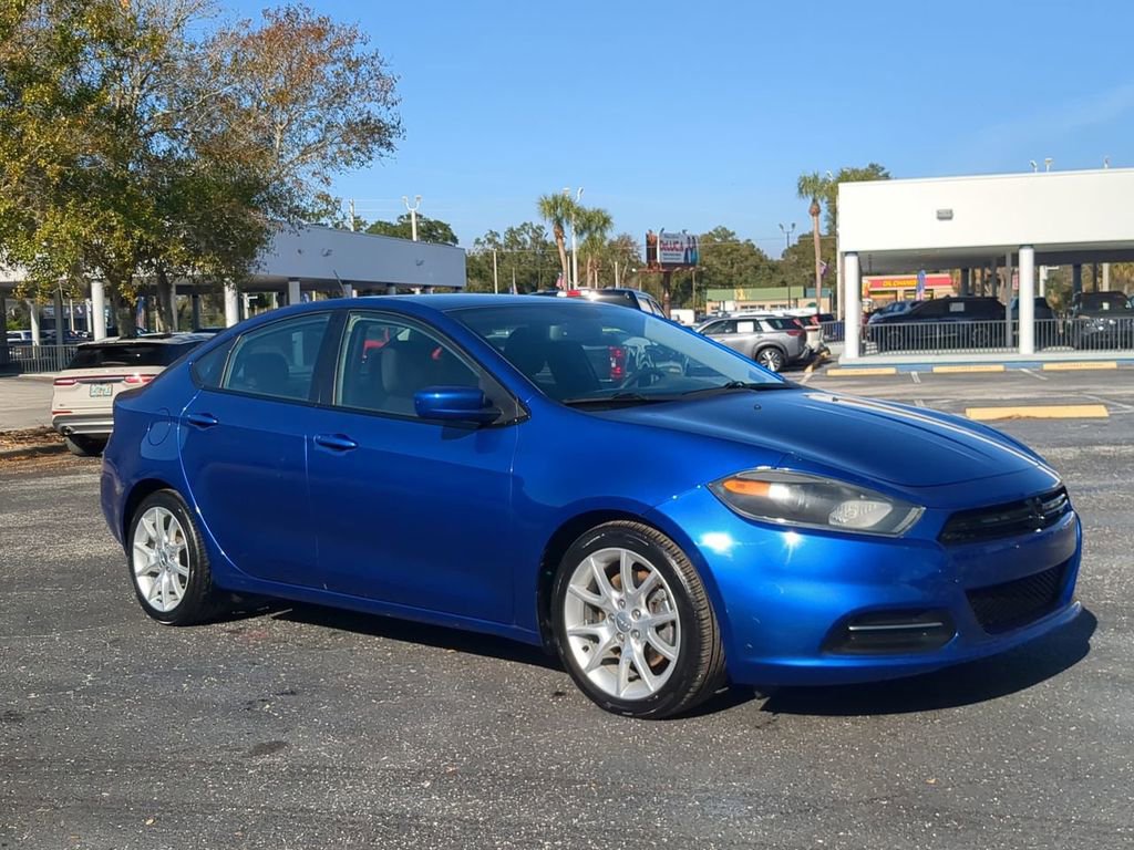 Used 2014 Dodge Dart SXT image 2