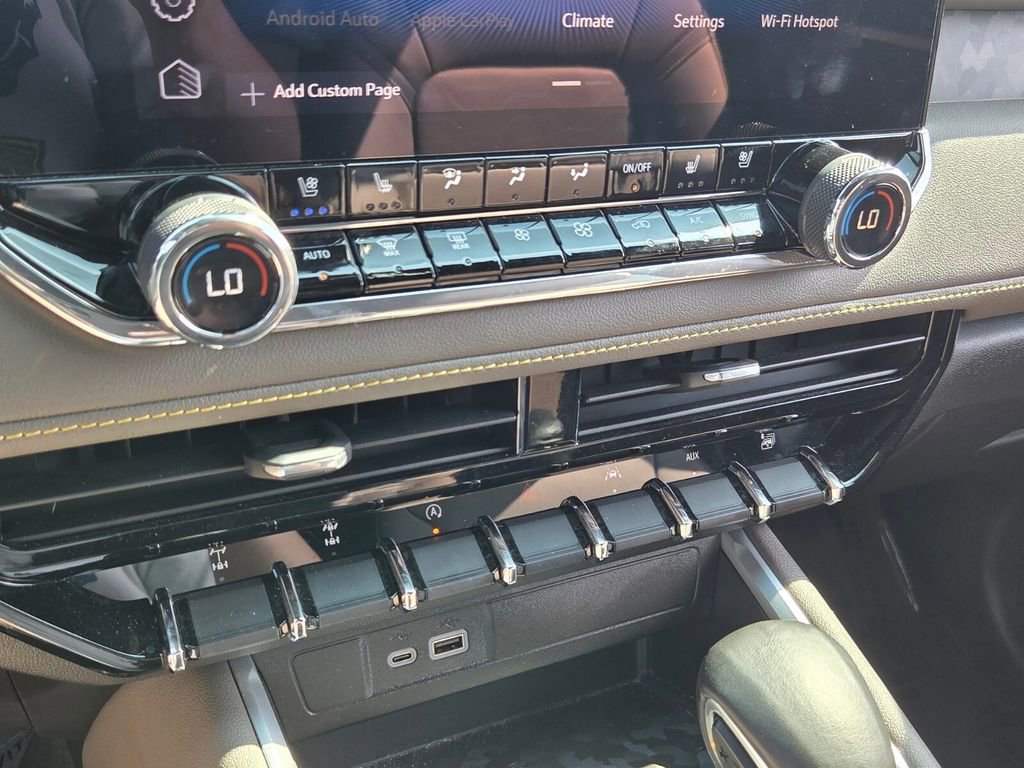 Used 2023 Chevrolet Colorado ZR2 w/ ZR2 Convenience Package III image 20