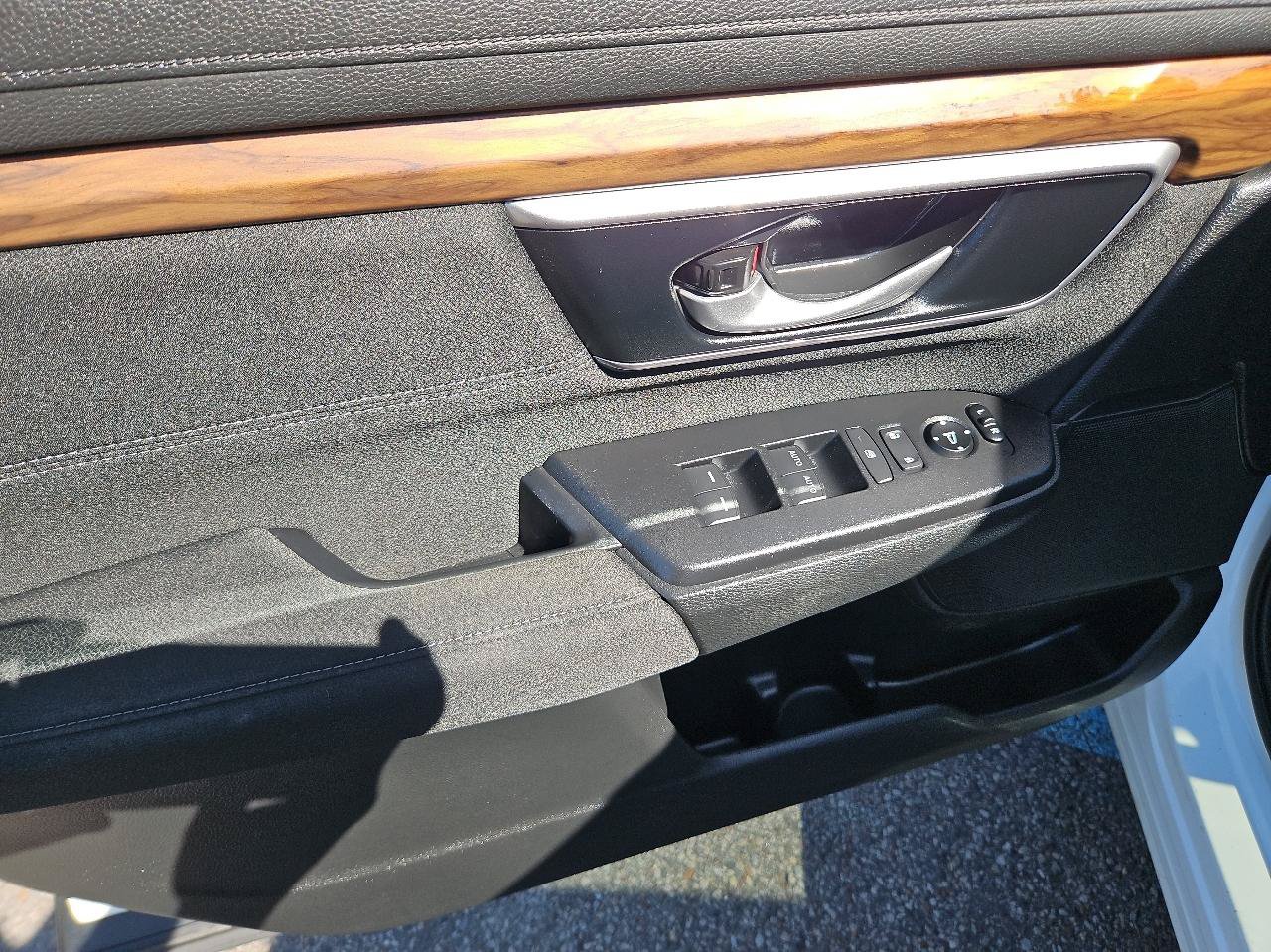 Used 2021 Honda CR-V EX image 15