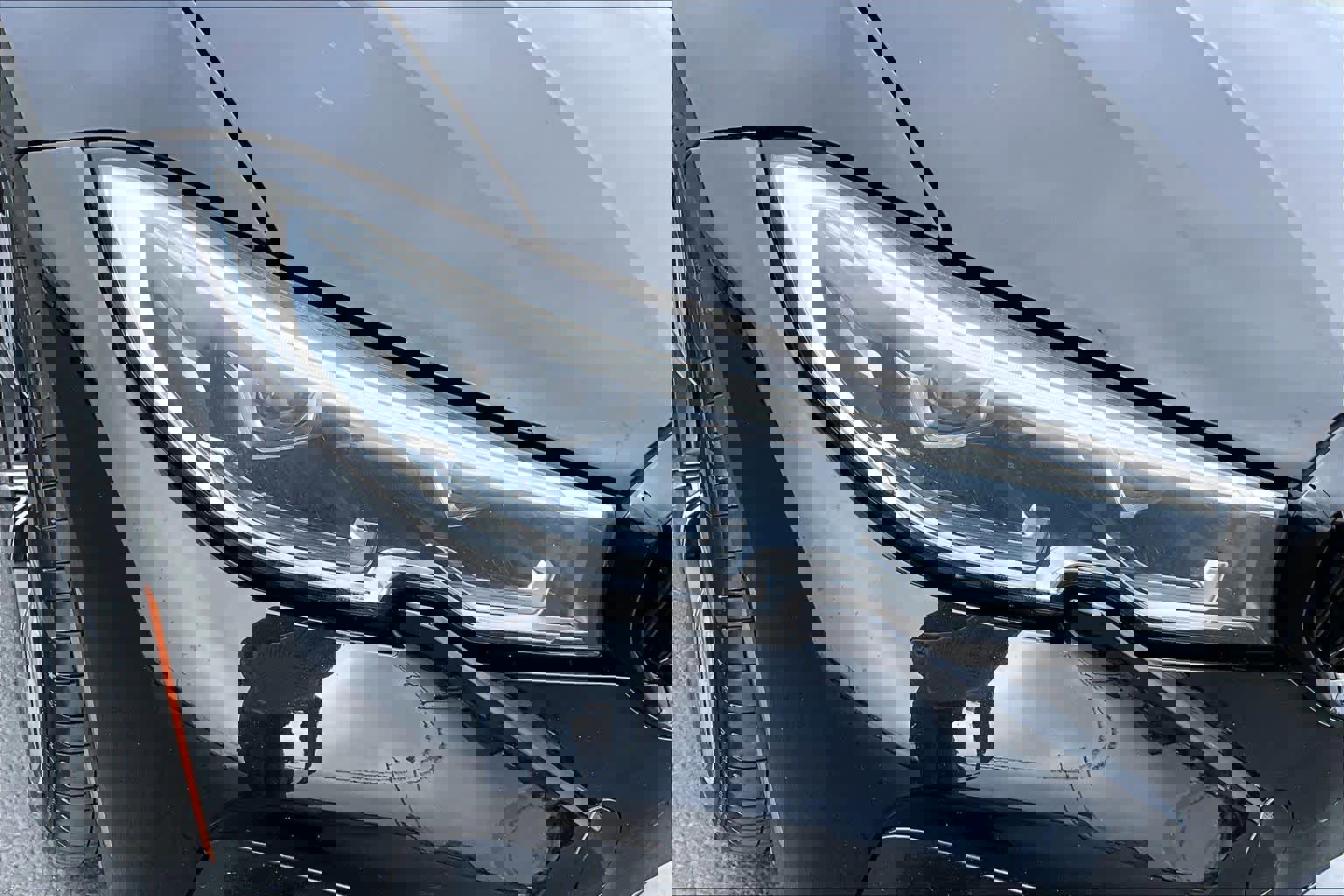 Used 2021 BMW 330i Sedan w/ M Sport Package image 26