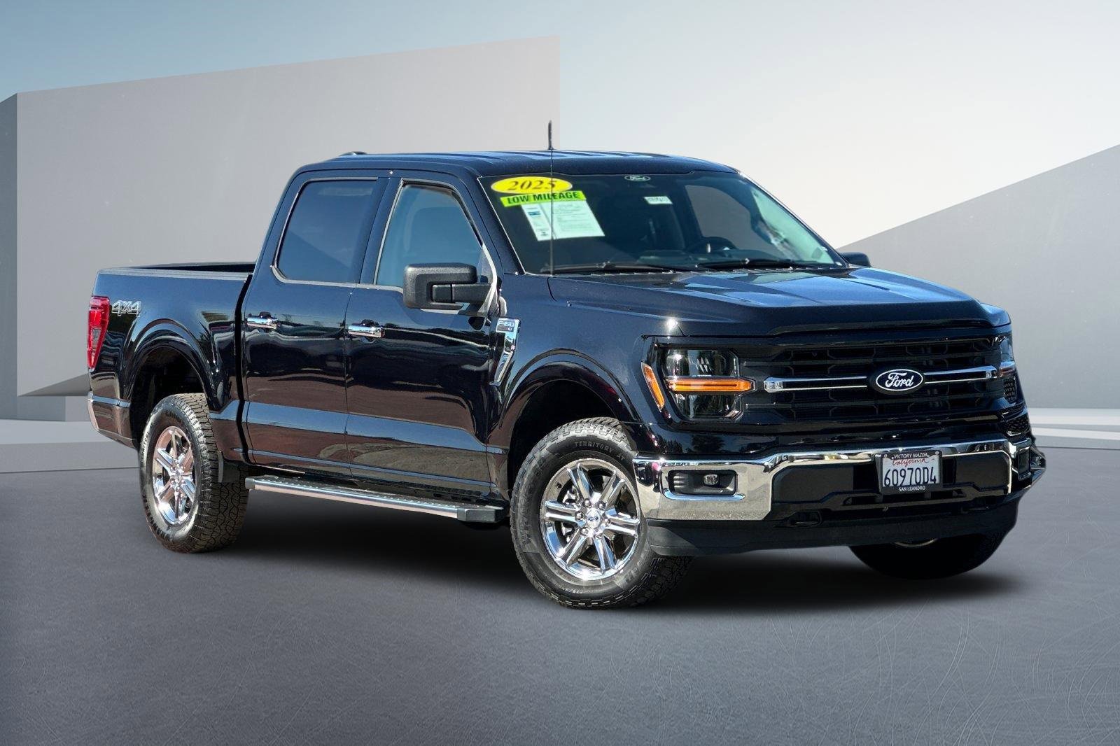 Used 2025 Ford F150 XLT w/ Equipment Group 301A Standard image 2