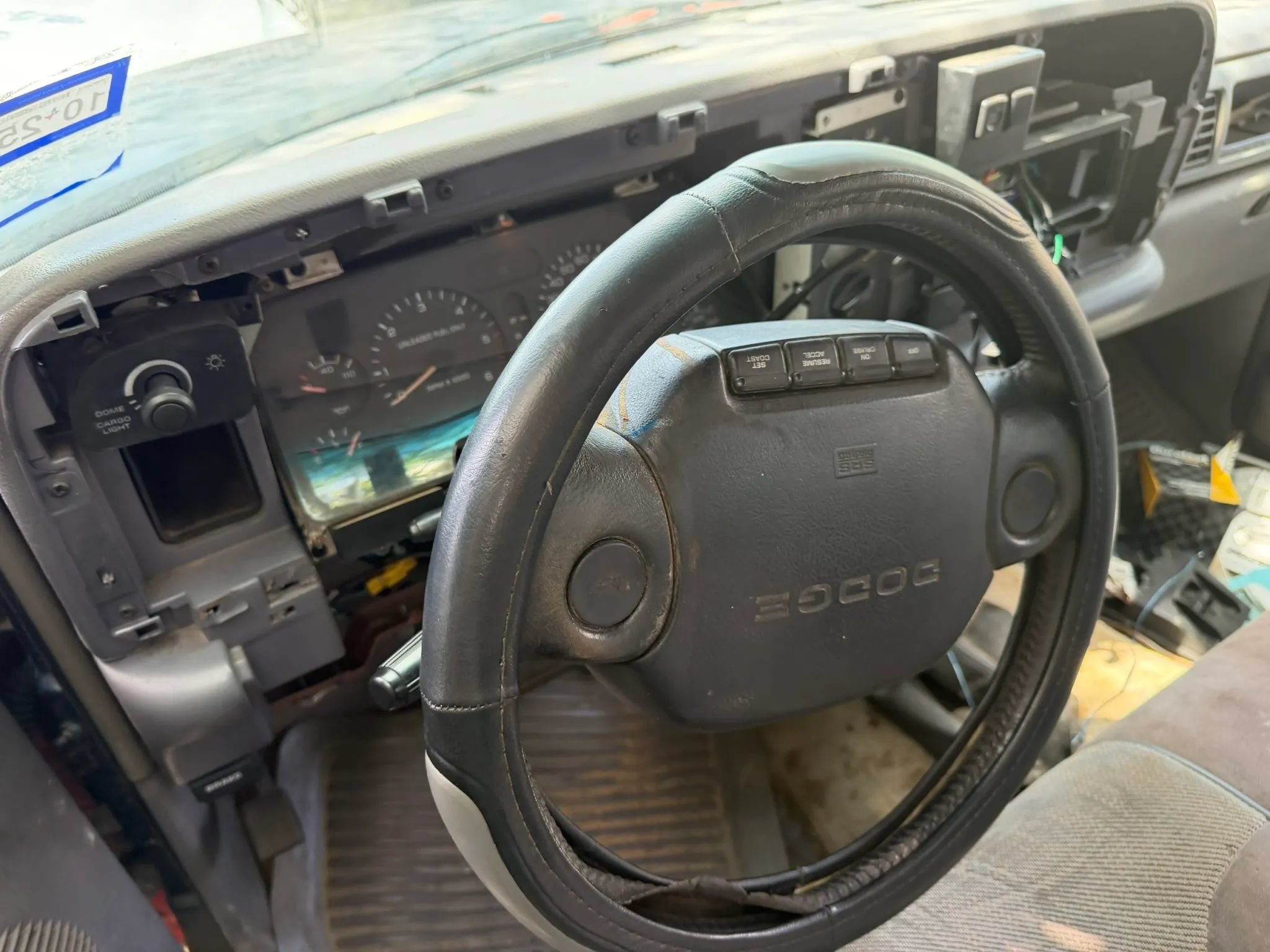 Used 1994 Dodge Ram 1500 Truck 4x4 Regular Cab image 9