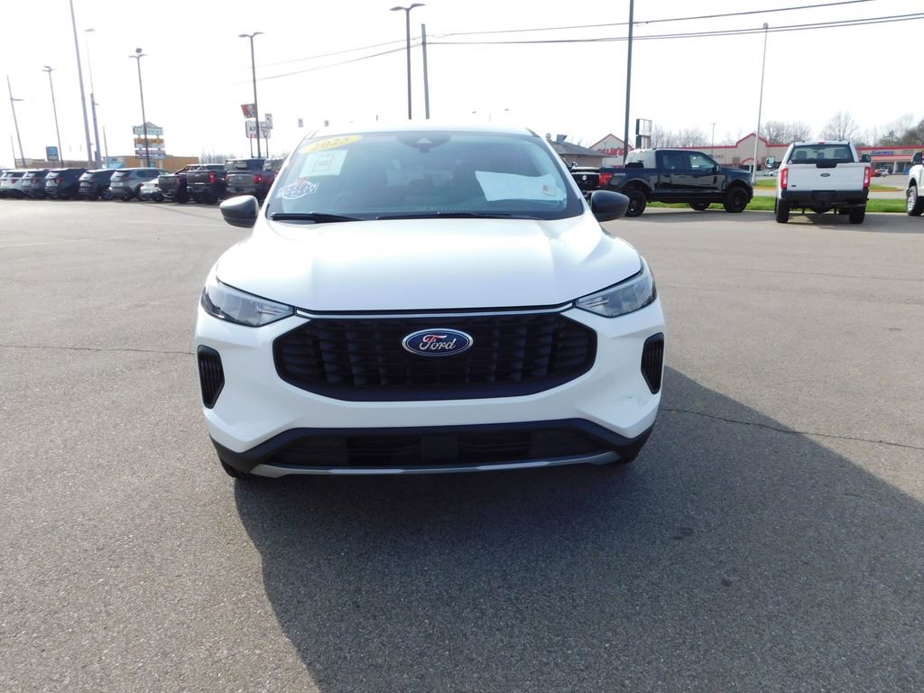 Used 2025 Ford Escape Active image 8