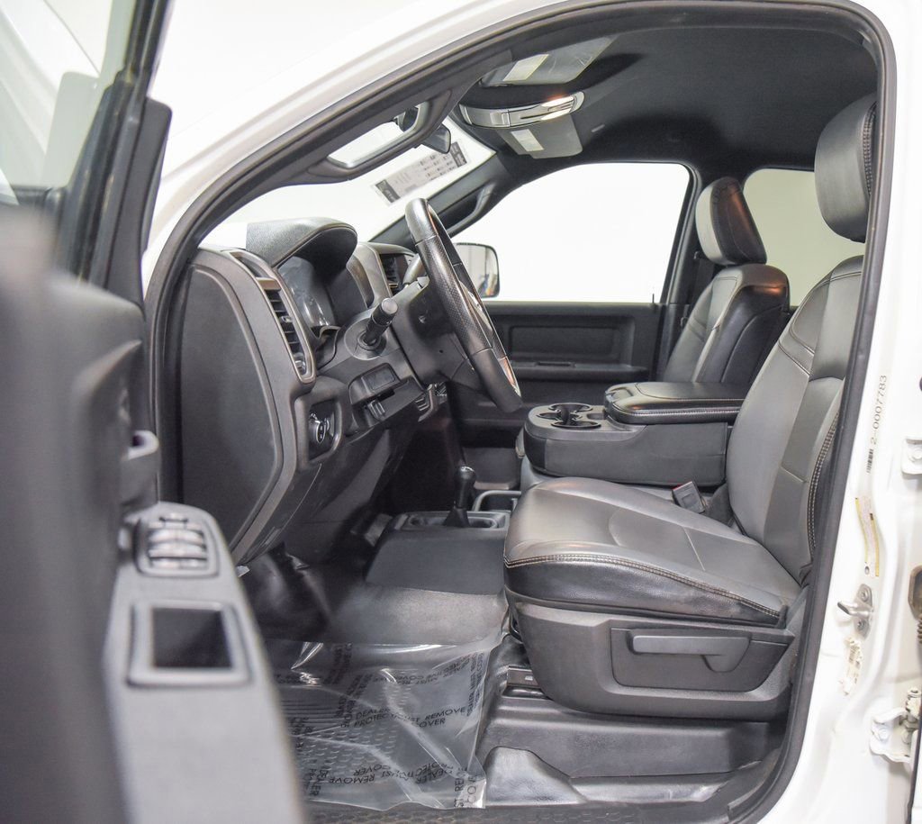 Used 2022 RAM 2500 Tradesman w/ Chrome Appearance Group image 14