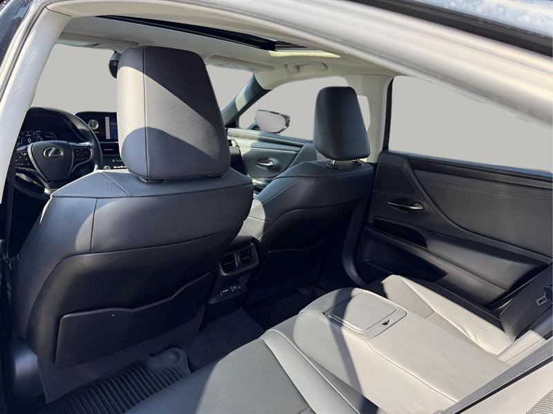 Used 2023 Lexus ES 350 w/ Premium Package FWD image 25