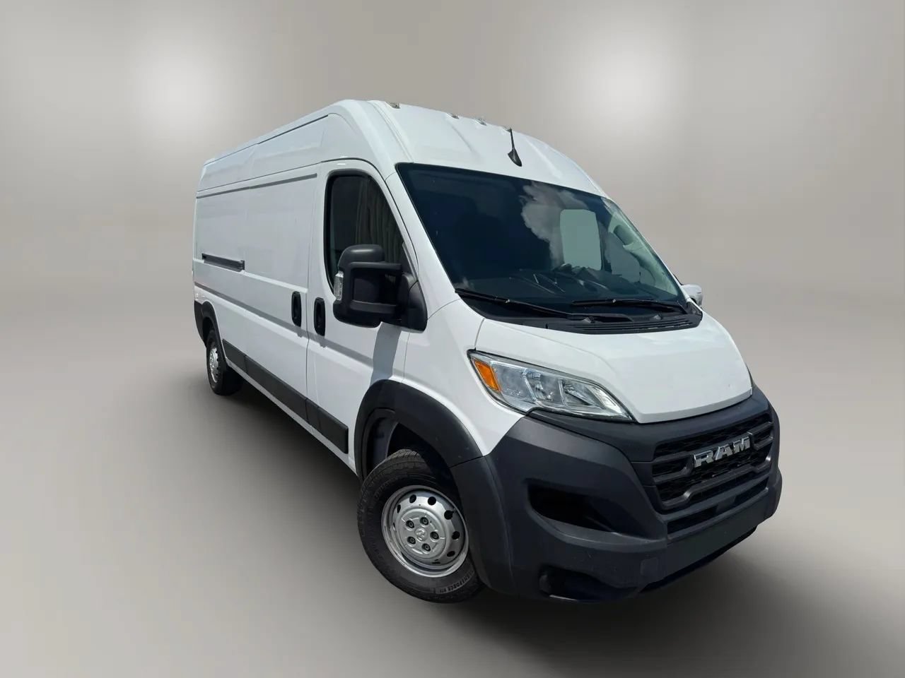 Used 2023 RAM ProMaster 2500 FWD image 2