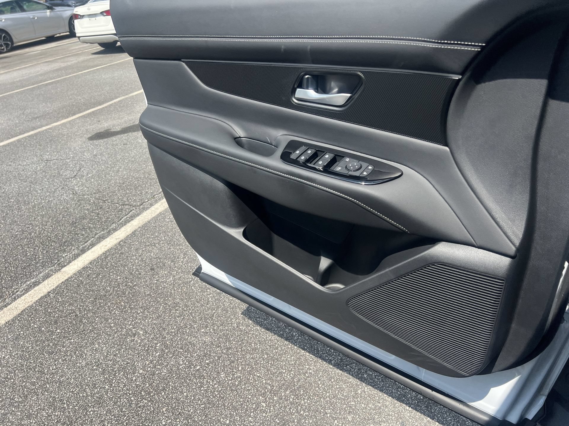 New 2026 Nissan Murano SV AWD/4WD image 14
