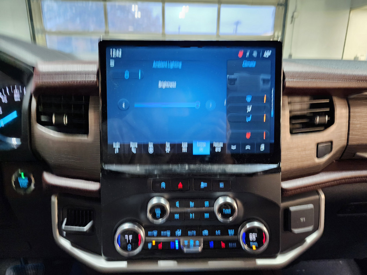 Used 2024 Ford Expedition Max Limited image 40