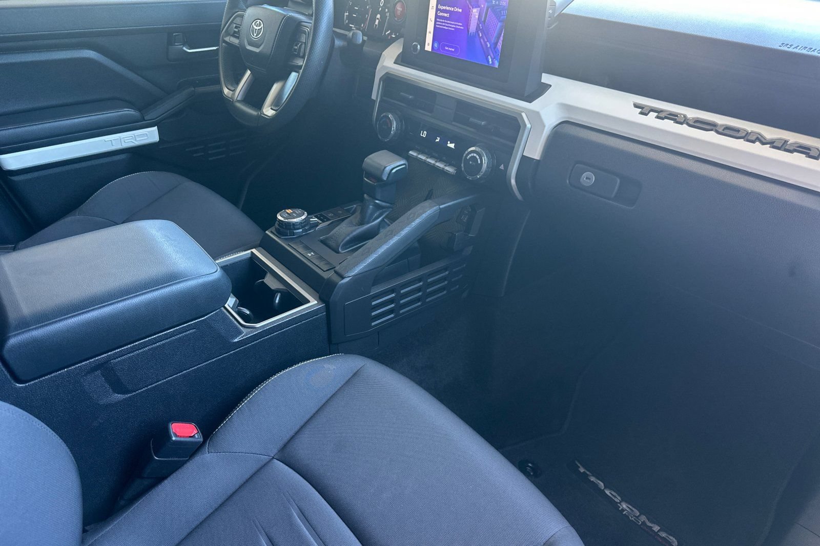 Used 2024 Toyota Tacoma TRD Off-Road AWD/4WD image 15