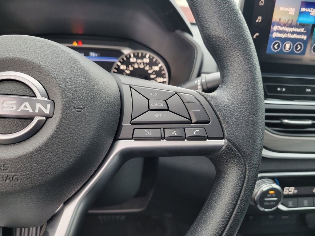 Used 2025 Nissan Altima 2.5 SV w/ SV Special Edition Package image 21