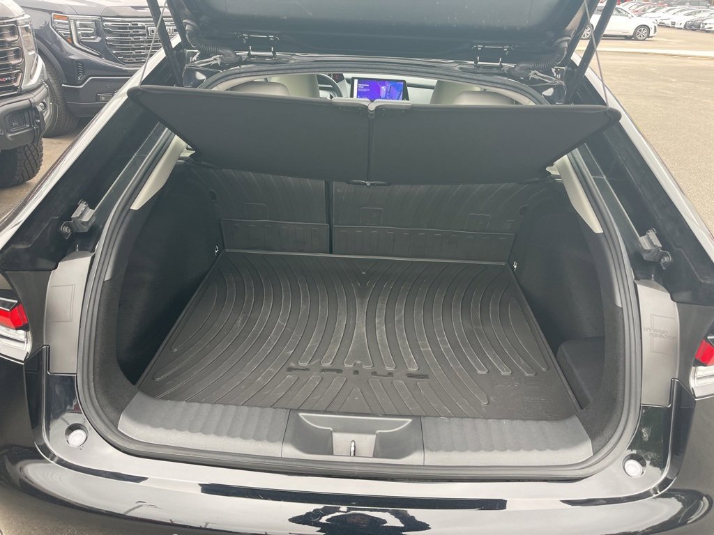 Used 2024 Toyota Prius XLE image 37