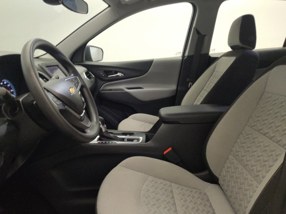 Used 2024 Chevrolet Equinox LS AWD/4WD image 17